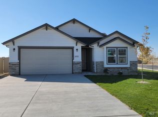 1001 E Pursuit Dr, Kuna, ID 83634