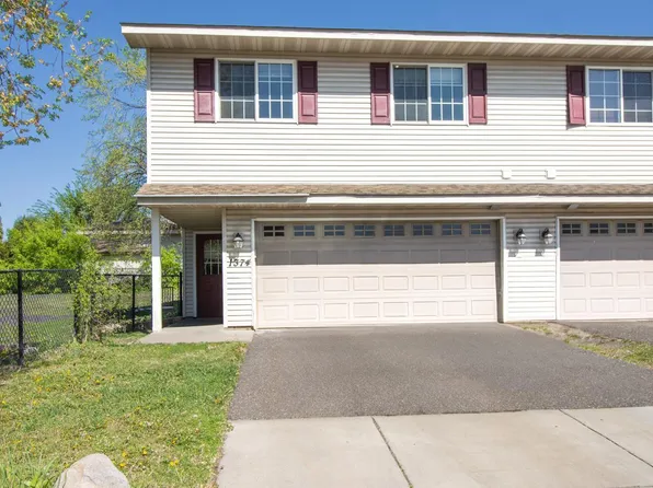 1374 Farrington St, Saint Paul, MN 55117