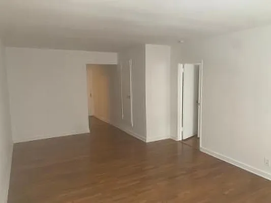 Rented by SP Brokerage Inc | media 4