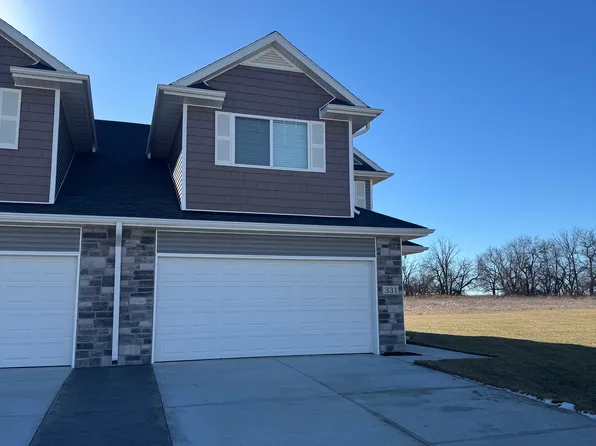 331 W Samuel Ct, Lincoln, NE 68523