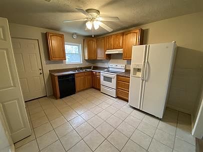 4th image of 4403 Cheyenne Dr