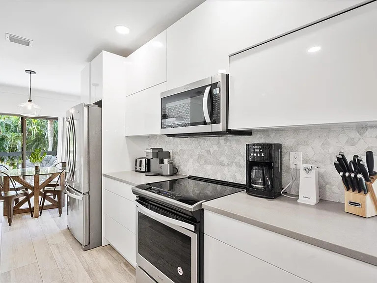 11311 Pond View Dr #C201 — Photo 7
