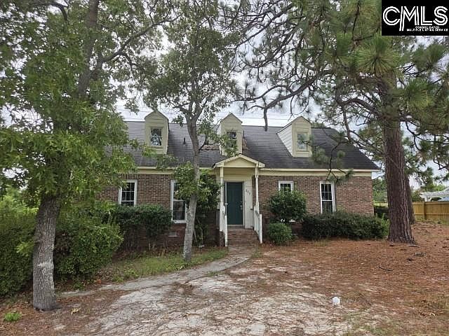 1st image of 253 Lookout Point Rd