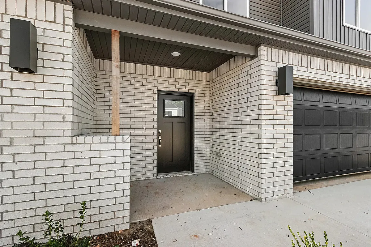 Building Photo - 718 Sun Meadows Loop