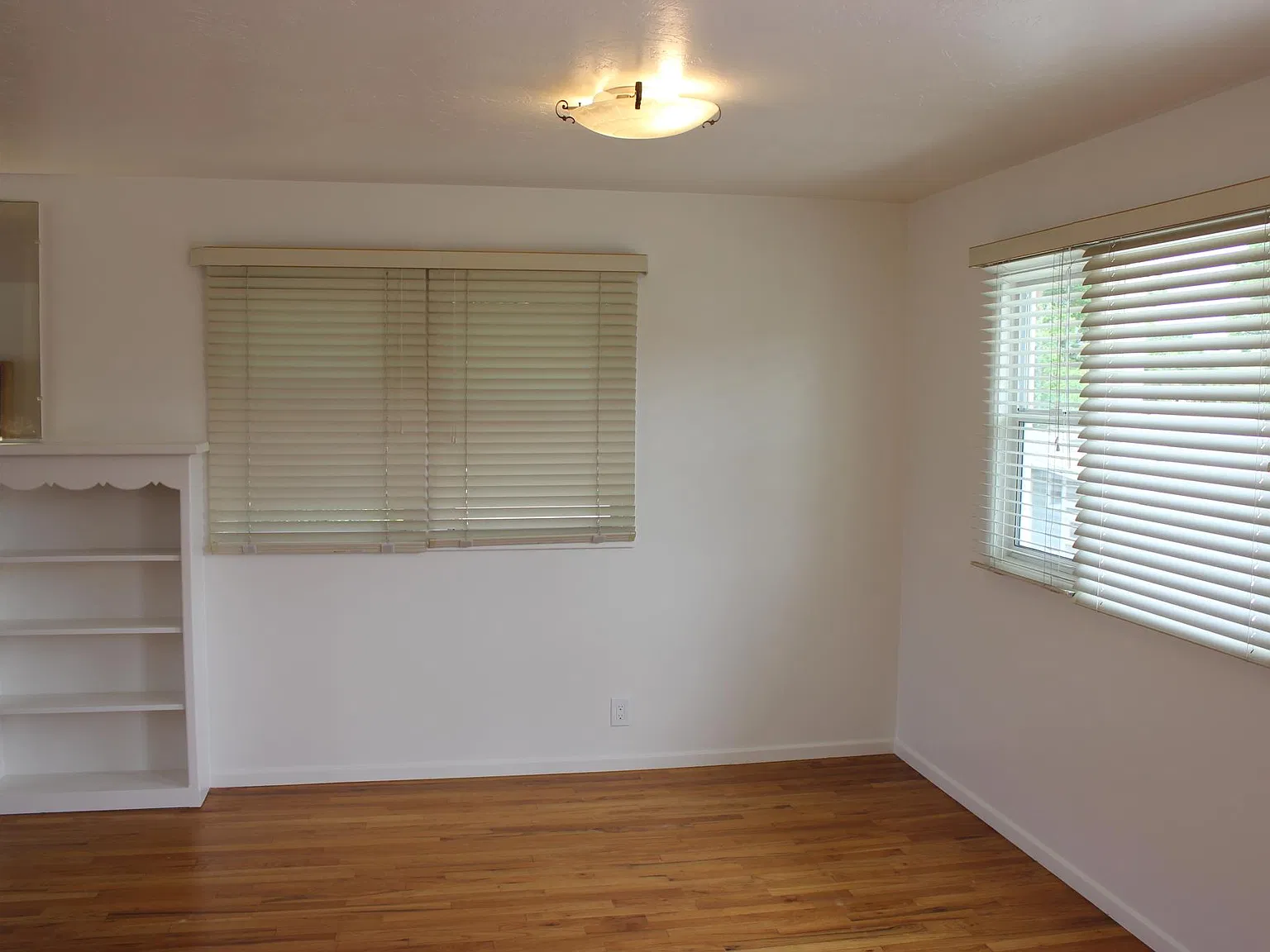 1 bed, 900 sqft, $1,995 — Photo 4
