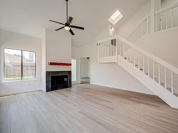3rd image of 17047 Carbridge Dr