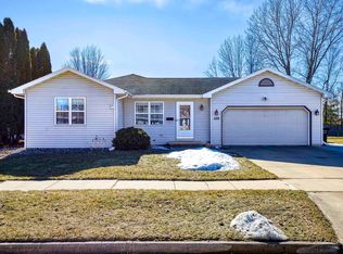 209 E Hoover Ave, Appleton, WI 54915