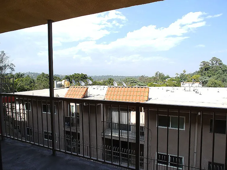Acre Heights Apartments — Photo 25