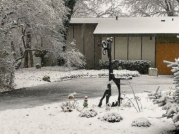 3rd image of 1915 Stonycroft Ln