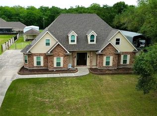2335 Jean Lafitte Blvd, Lafitte, LA 70067