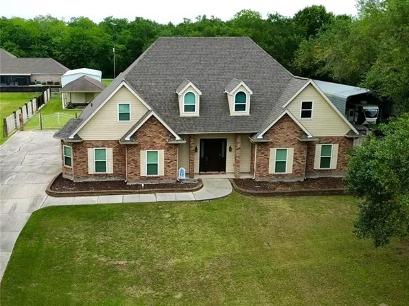 2335 Jean Lafitte Blvd, Lafitte, LA 70067
