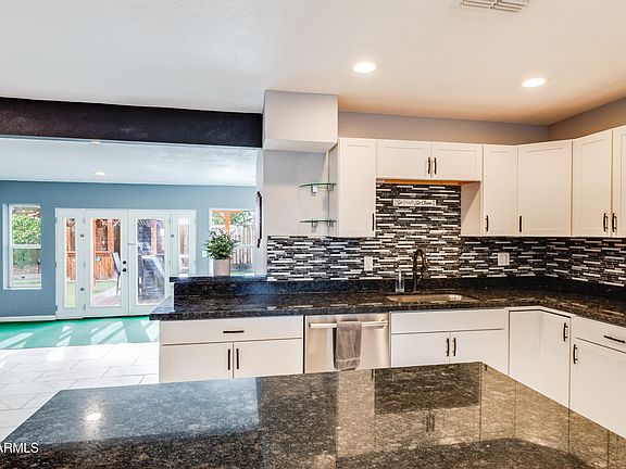 3rd image of 9826 N 37TH Avenue