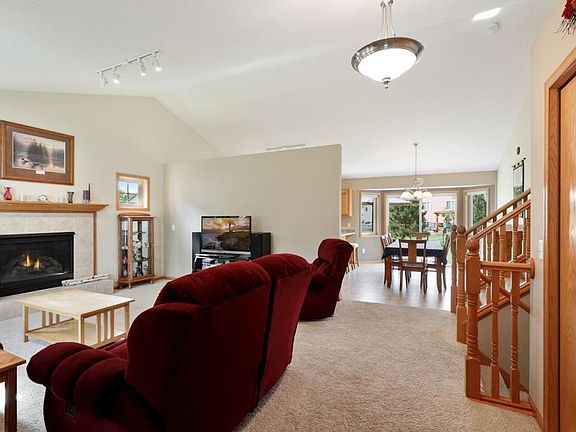 3rd image of 18854 Dupont Way