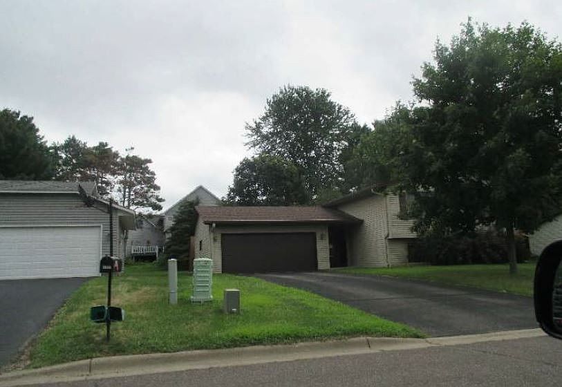 2nd image of 3390 Auger Ave