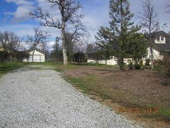 2nd image of 19460 Hollow Ln