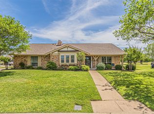 1504 Inverness Rd, Mansfield, TX 76063