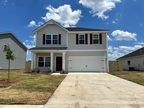 1127 Turpentine Trl, Hinesville, GA 31313