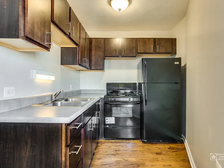 7301 N. Sheridan — Photo 34