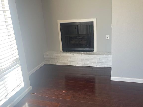 3rd image of 7556 Hampton Ave APT 205