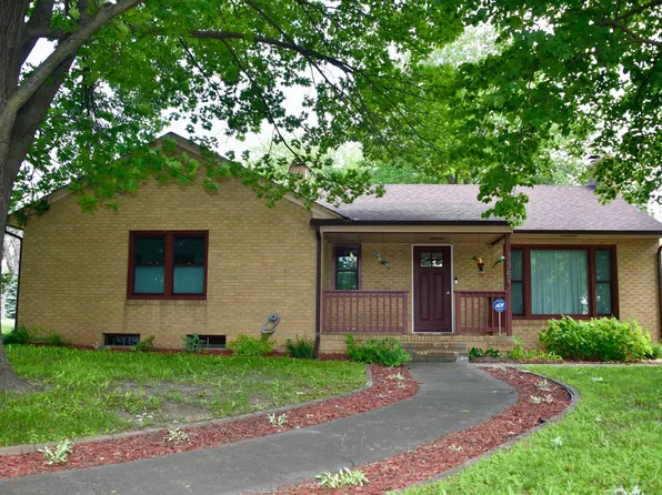 335 2nd Ave SW, Milaca, MN 56353