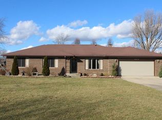 5474 W Maple Dr, Greenwood, IN 46142