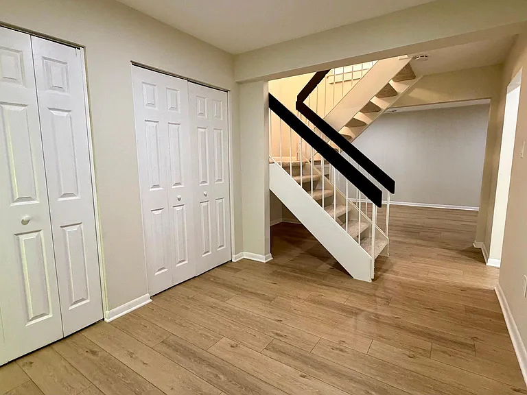 9506 Miranda Ct — Photo 28