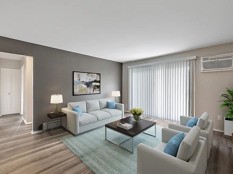 Arbor Haus Apartments - Ann Arbor, MI — Photo 9