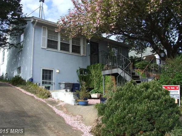 3141 Clayborne Ave, Alexandria, VA 22306