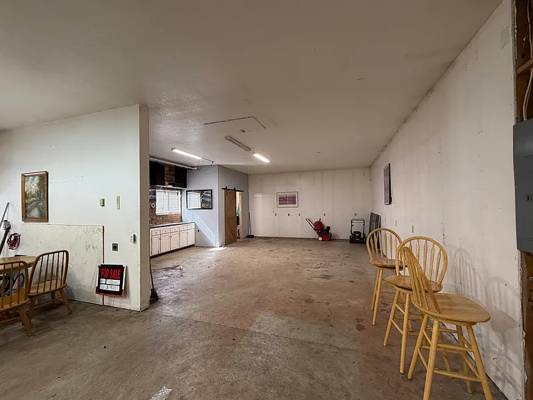 8479 Hadley Ave S — Photo 17