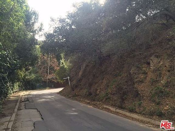 4th image of 3063 Passmore Dr