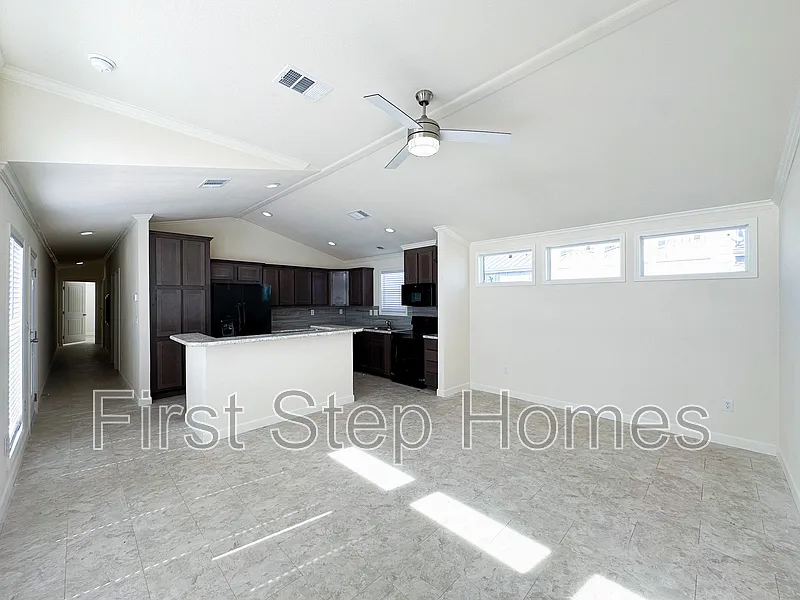 153 Cabrera St