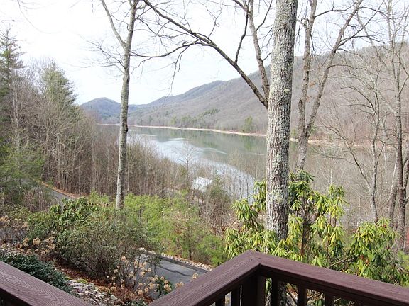 4th image of 125 Lakeview Terr Priv Dr #125