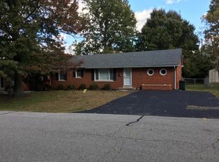 582 Iroquois Trl, Georgetown, KY 40324