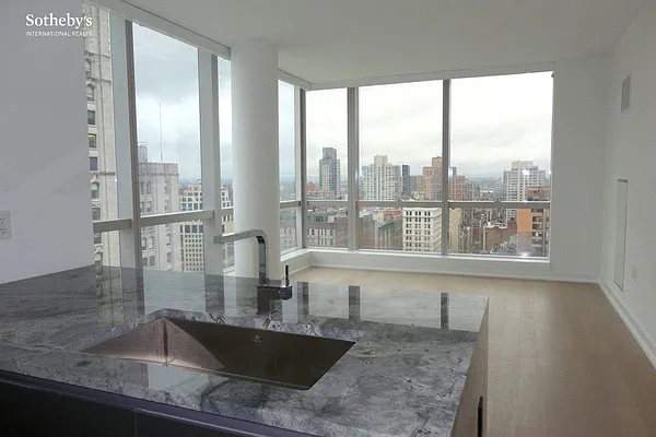 Rented by Sotheby's International Realty | media 13