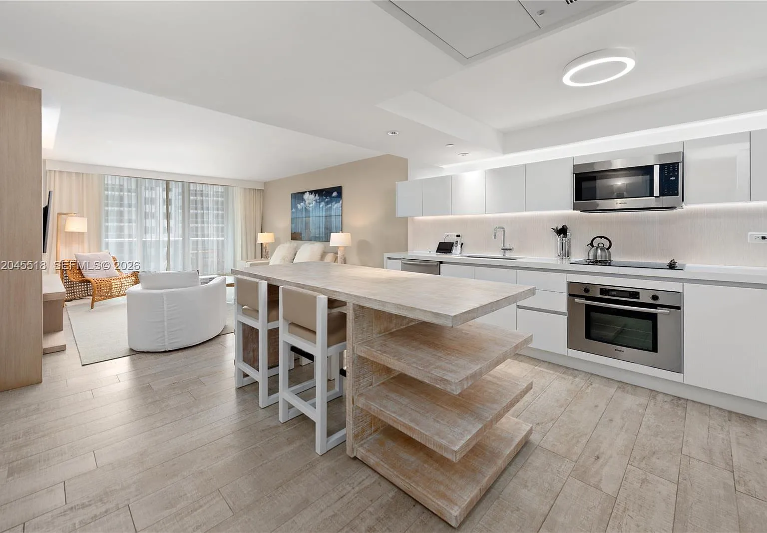 2399 Collins Avenue — Photo 3