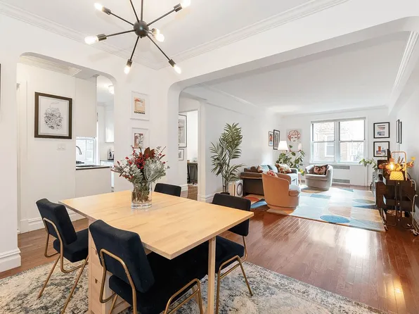 73-12 35th Ave #E23, Queens, NY 11372