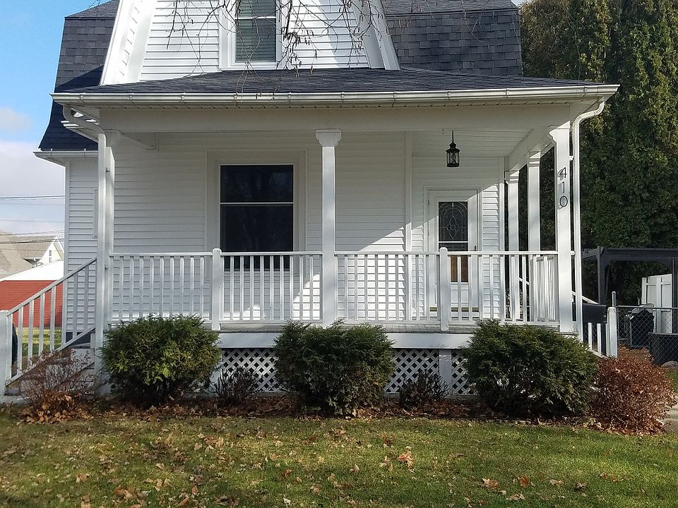 1st image of 410 N Sycamore St