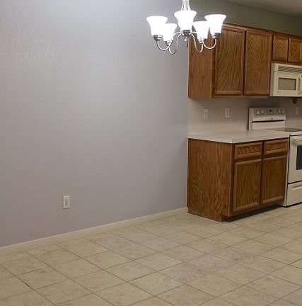 5th image of 512 Deloris Dr