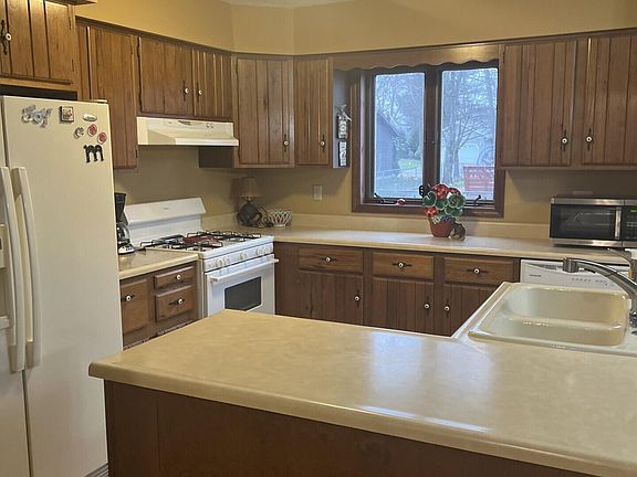 4th image of 3338 Glenside Blvd