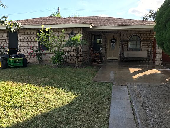 2nd image of 1914 Wyoming Dr