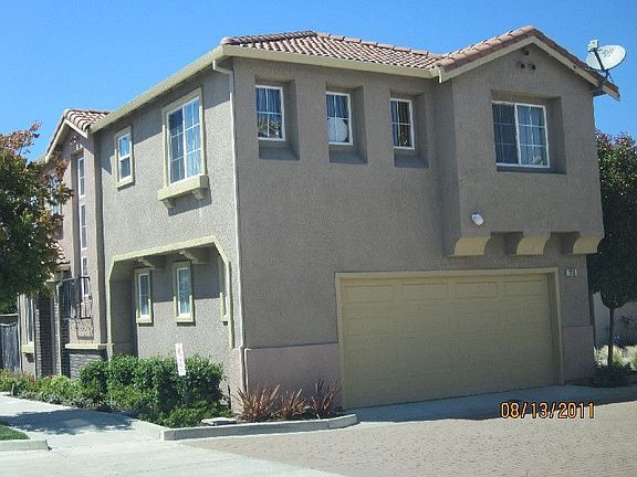 2nd image of 1131 Arrowhead Ct