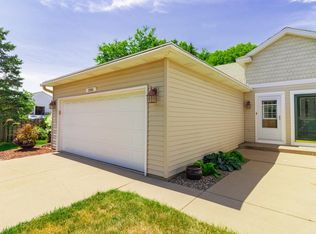 1986 Tuenge Dr, Stillwater, MN 55082