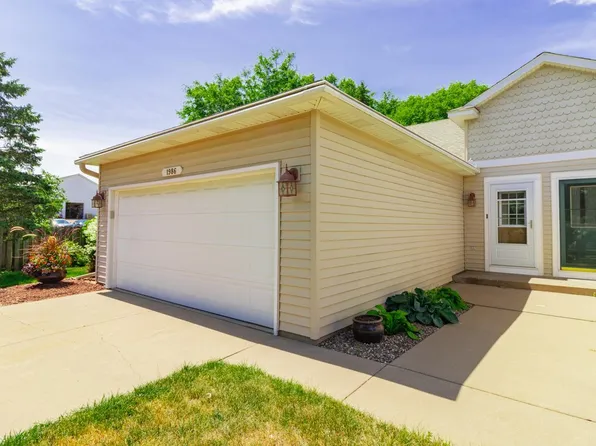 1986 Tuenge Dr, Stillwater, MN 55082
