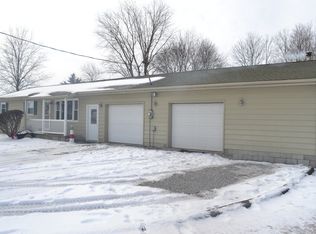 812 Division St, Browns, IL 62818