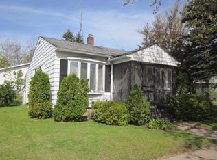 165 S State St, Berlin, WI 54923