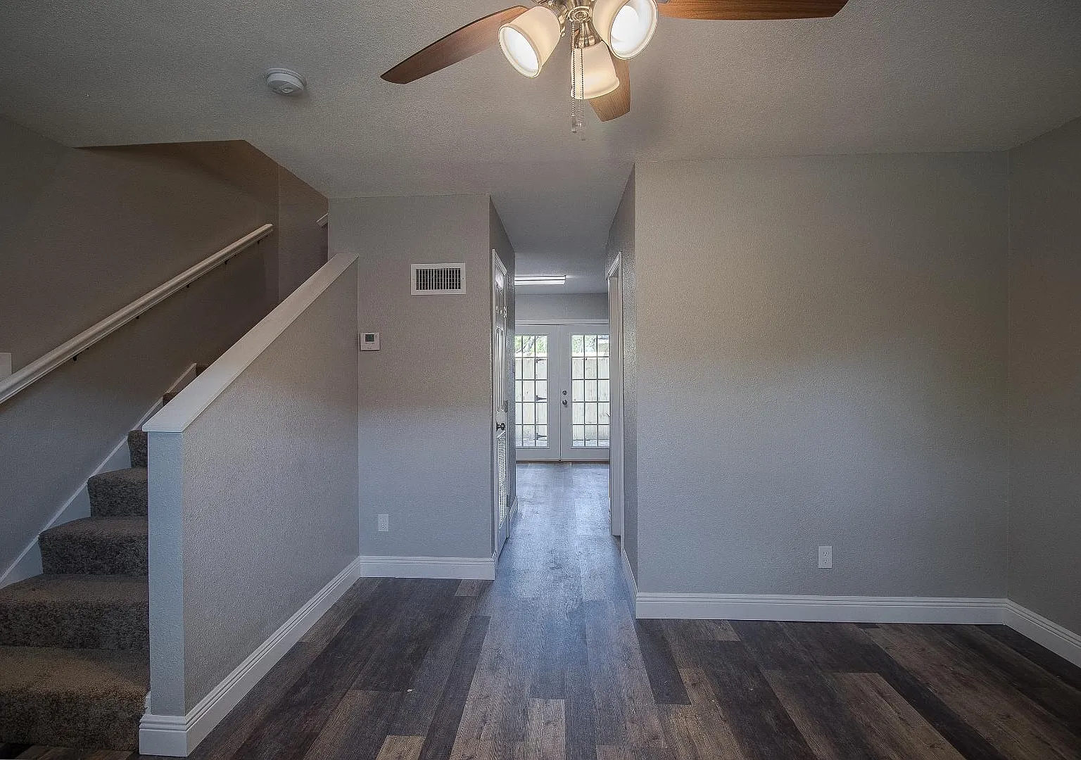 339 Park Row Ave - Unit #5 — Photo 4