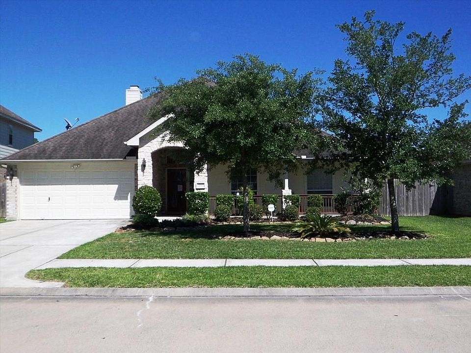 1st image of 292 Magnolia Estates Dr