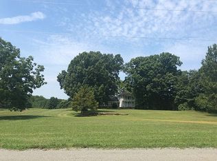 2010 Oak Level Rd, Halifax, VA 24558