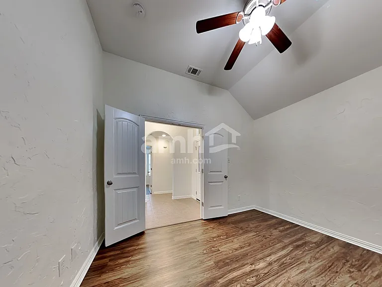 322 Creekside Way — Photo 10