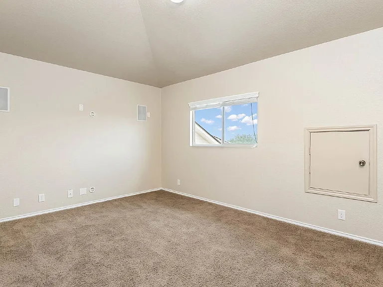 7538 Elegante Way — Photo 15